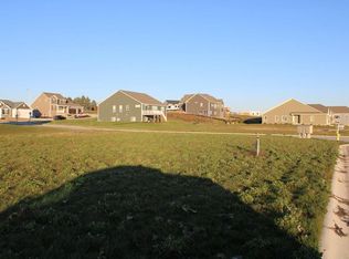 661 Lambert Ct LOT 663-3, Slinger, WI 53086