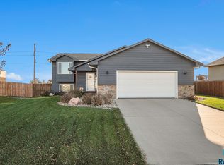 7305 W Jacob Cir, Sioux Falls, SD 57106