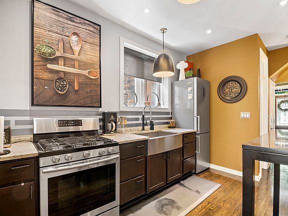 4th image of 4423 W Gladys Ave