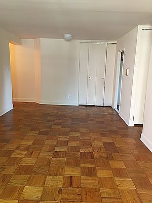 3rd image of 144-90 41st Ave #304