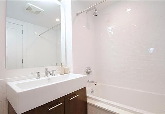 4th image of 360 Smith St APT 3E