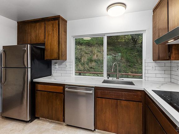 5th image of 79 Marin Avenue