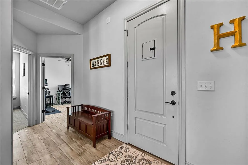 12422 Northeast Stone Ridge Lane - 1 — Photo 3