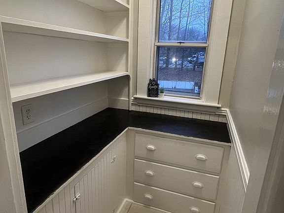 4th image of 349 Main St #2