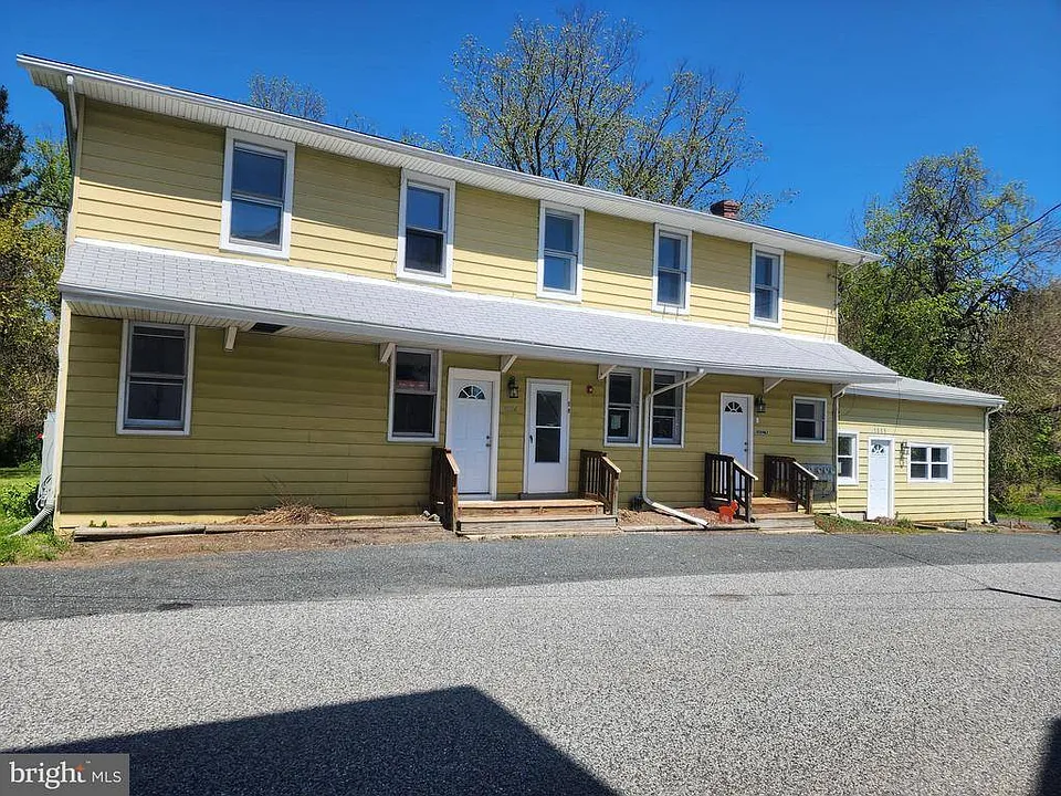 1009 Main St #2