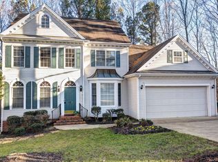 104 Mixedwood Ct, Cary, NC 27518