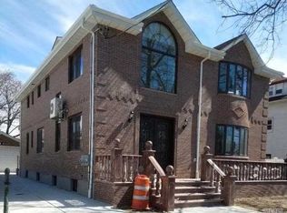 45-33 206th St #2, Bayside, NY 11361