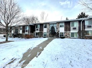 N84W15481 Menomonee Ave APT 14, Menomonee Falls, WI 53051