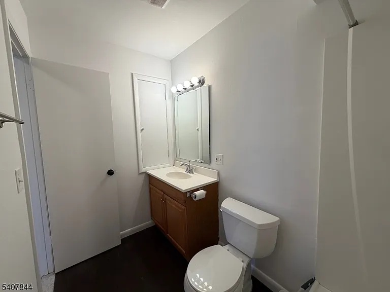 155 Landing Rd — Photo 5