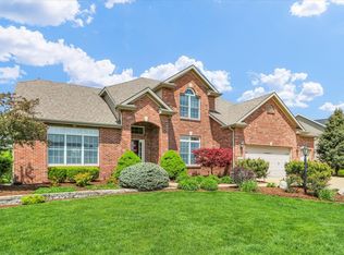 1410 Cross Creek Rd, Mahomet, IL 61853