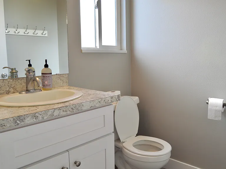 1527 Talon Dr — Photo 6