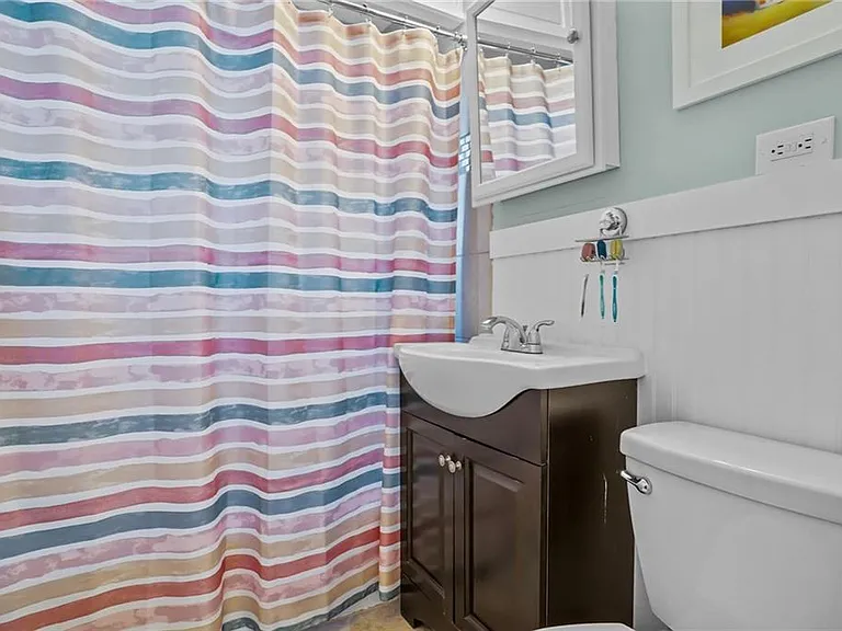 70 Carroll Ave #310 — Photo 20