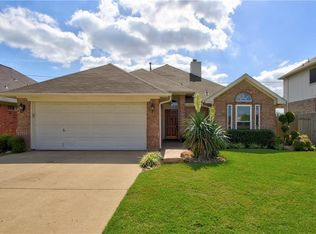 422 Alta Ridge Dr, Keller, TX 76248