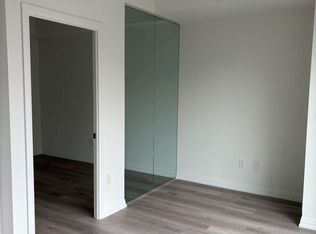 280 Dundas St W #713, Toronto, ON M5A 3W1