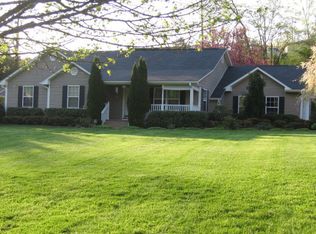 153 Beechwood Dr, Sylva, NC 28779