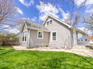 7954 State Rd, Burbank, IL 60459