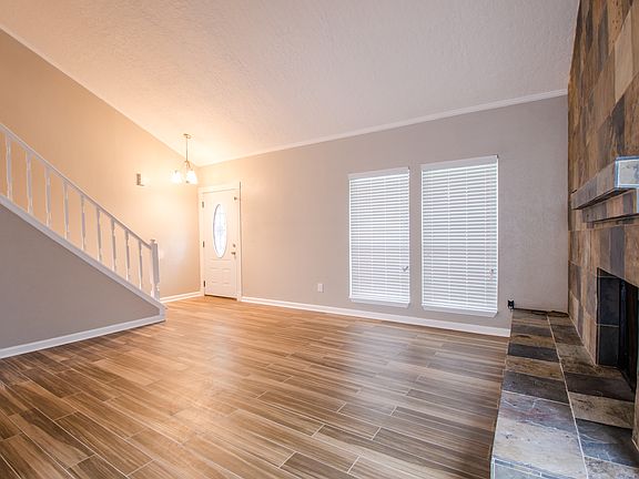 3rd image of 1506 Mayweather Ln