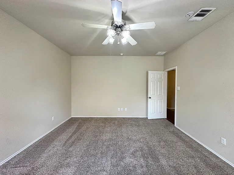 6806 Modesto Rd — Photo 20