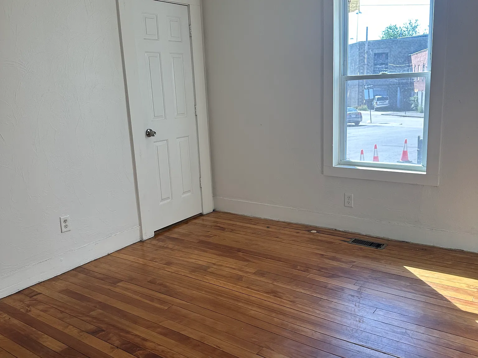 2 Massasoit Rd — Photo 2