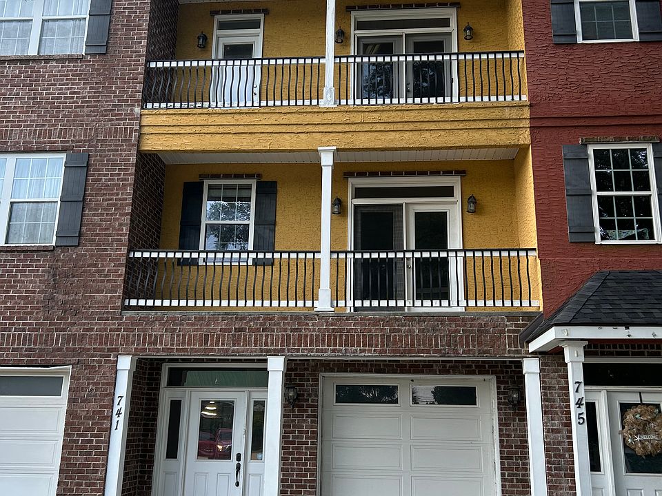 741 Beaus Landing