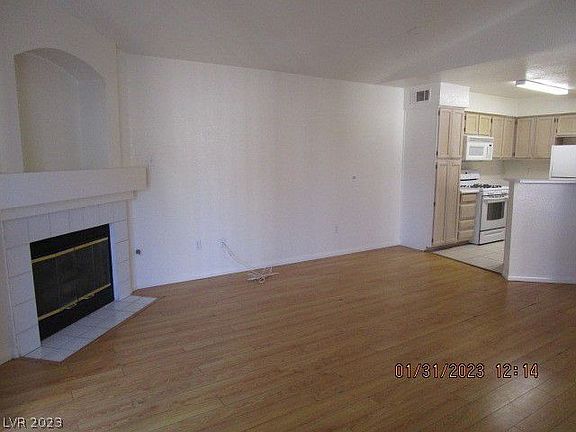 3rd image of 5415 W Harmon Ave Unit 2177