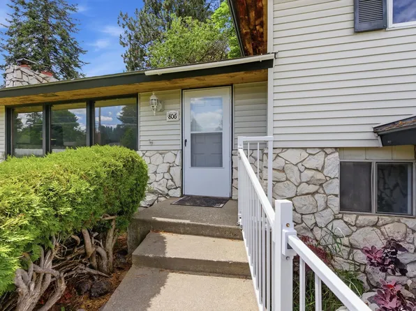 806 S Adams Rd, Veradale, WA 99037