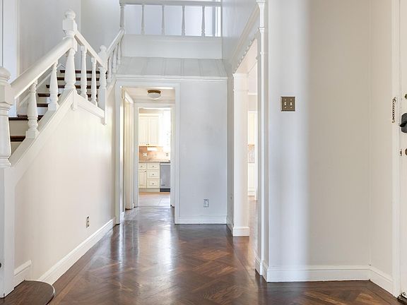 Entry from the front door to the right.