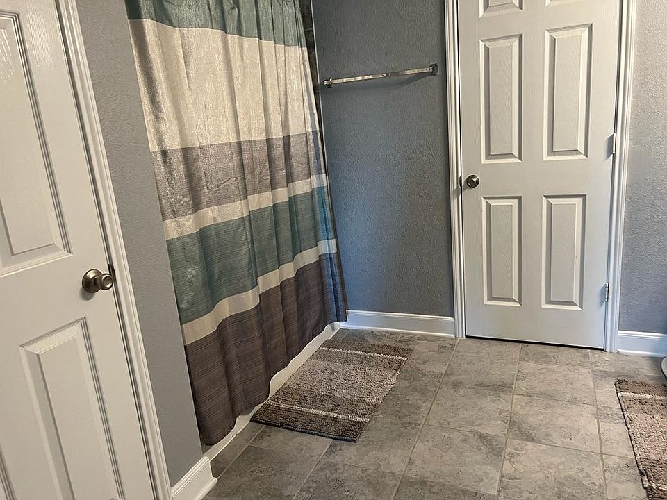 1st image of 25315 Queens Causeway Ln