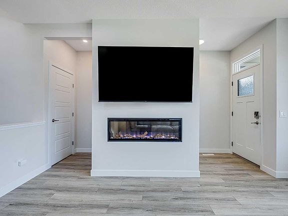5th image of 235 Aquila Way NW