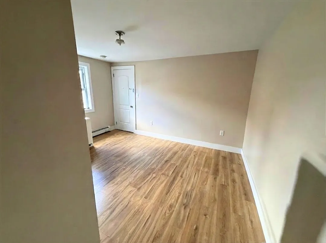 2 bed, $2,300 — Photo 4