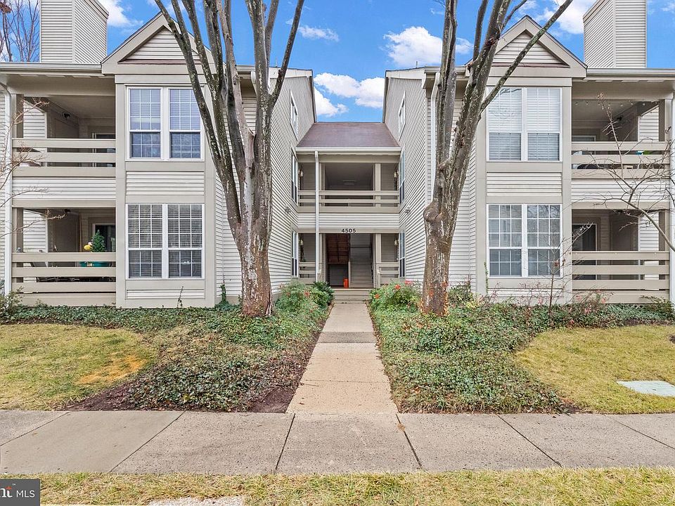 1st image of 4505 Sahalee Ct APT C