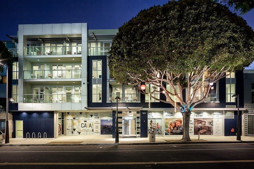The Chelsea Santa Monica