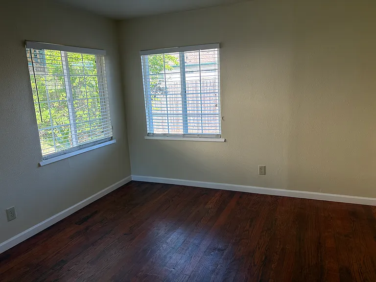 116 Carquinez St — Photo 15