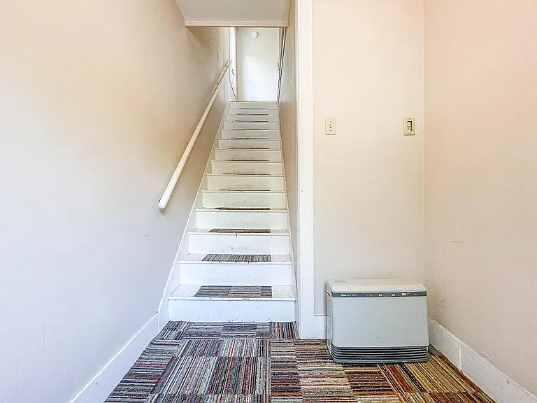 27 Brentwood St #2 — Photo 5