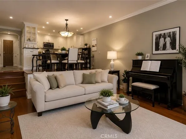 5103 Marina Pacifica Dr S #20, Long Beach, CA 90803