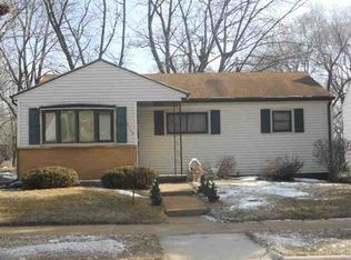 2740 E 4th St, Waterloo, IA 50703