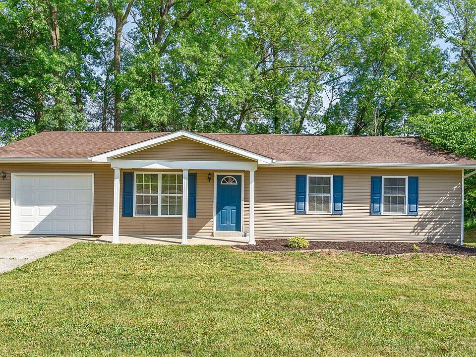 1st image of 837 Sommerset Dr