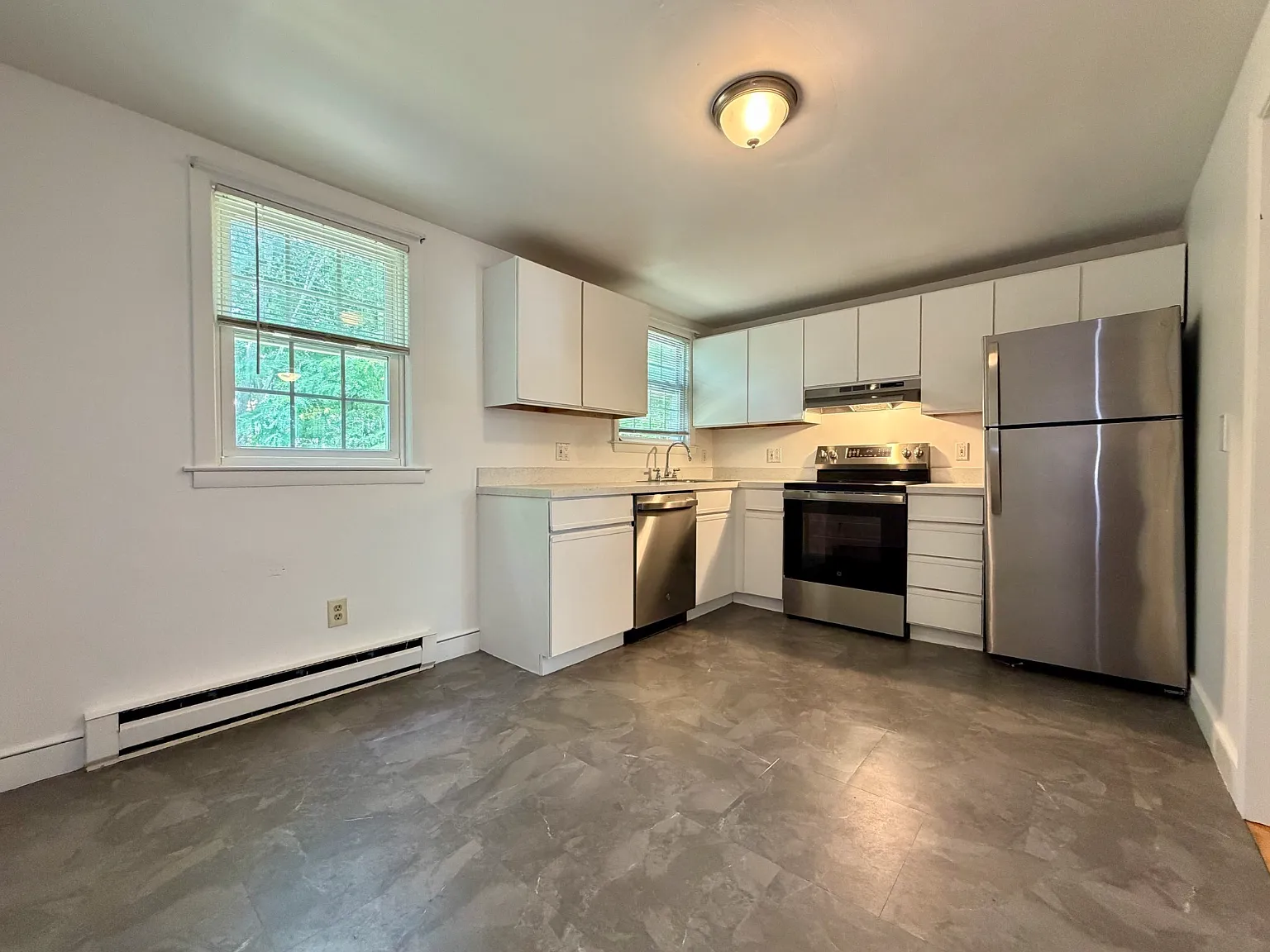 2 bed, 775 sqft, $2,150 — Photo 3