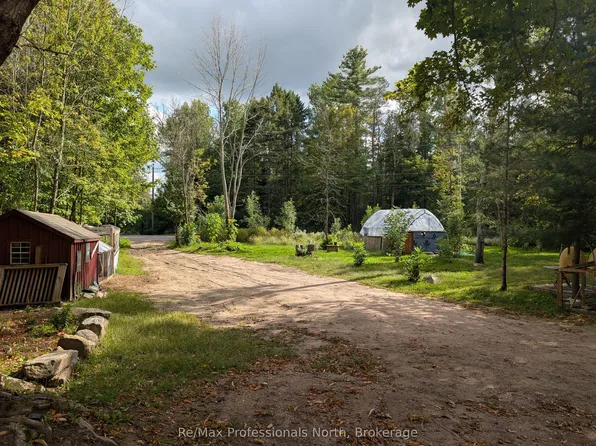 1268 Moon River Rd, Muskoka Lakes, ON P0C 1A0
