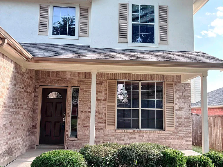 4116 Meadow Bluff Way — Photo 2