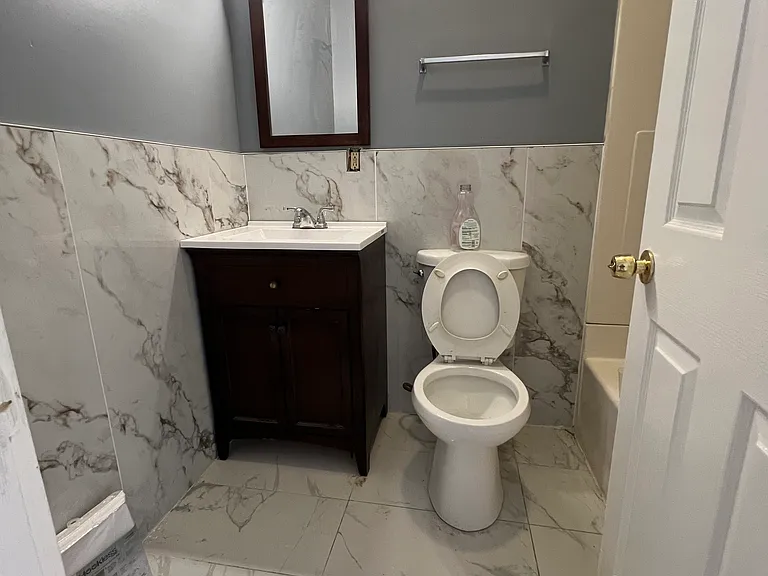 263 Norton St #1 — Photo 7