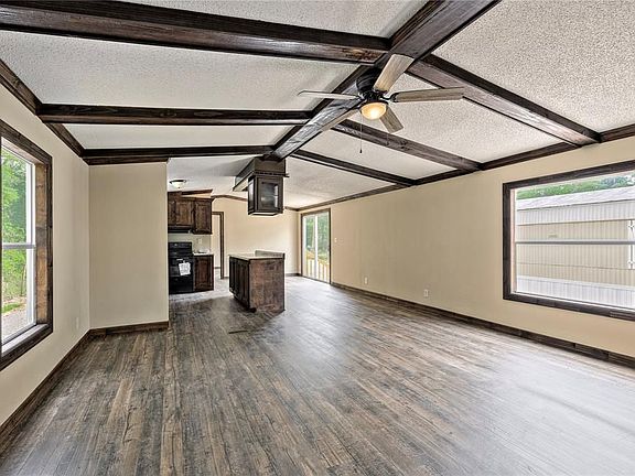 5th image of 19338 Forest Lane Cir