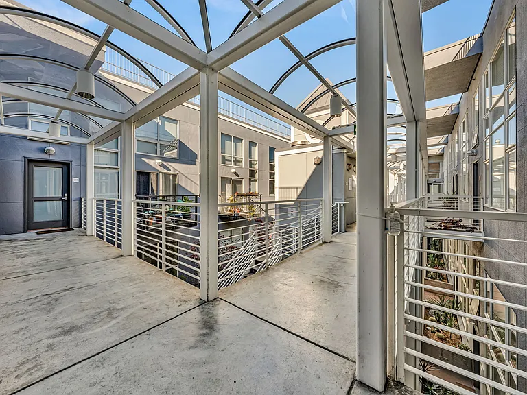 950 Harrison St #212 — Photo 42