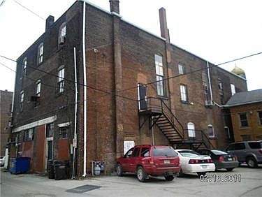 2nd image of 340 Main St