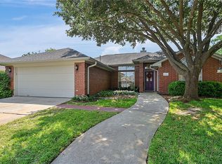 5624 Middlebury Dr, Bryan, TX 77802