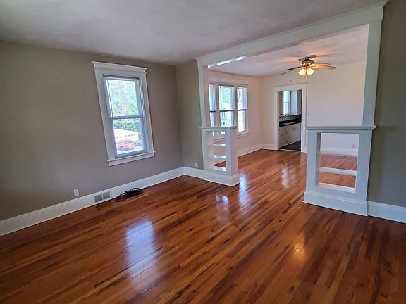3rd image of 108 Whitesboro St APT 2