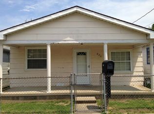 820 26th St, Huntington, WV 25703