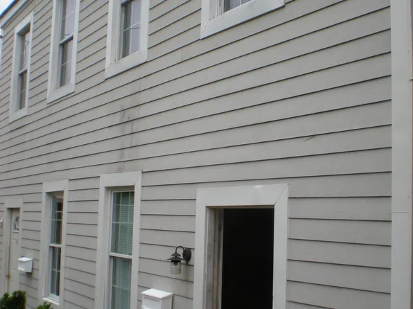 210 Kearsarge St, Mount Washington, PA 15211