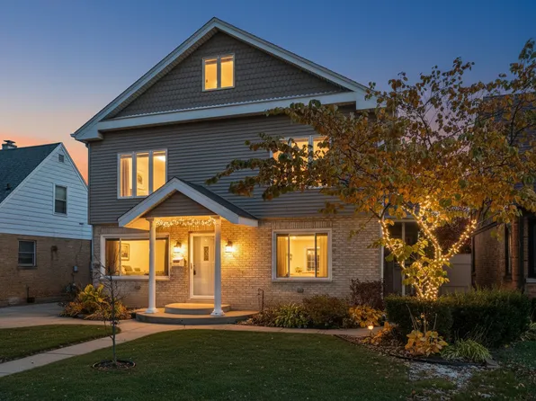 3137 Sunset Ln, Franklin Park, IL 60131