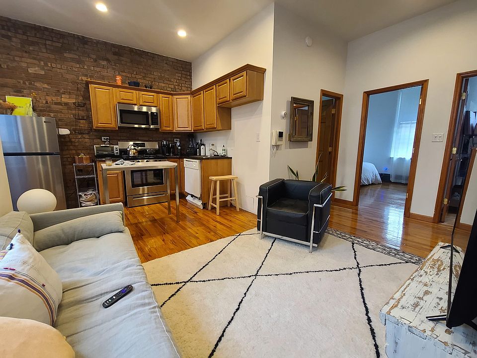 1st image of 51 Schermerhorn St APT 3R